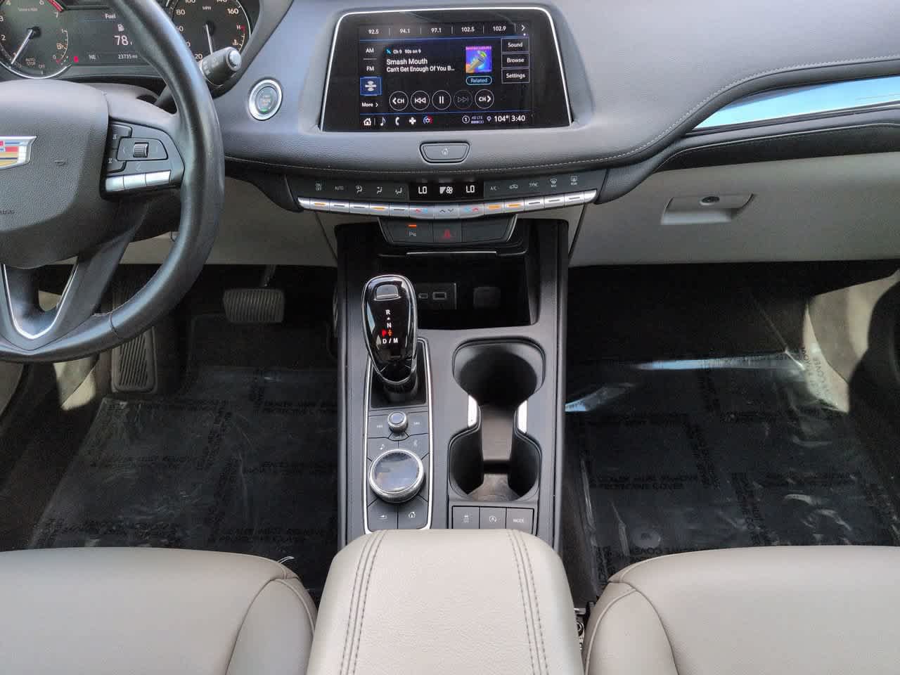 Used 2023 Cadillac XT4 Luxury FWD image 18