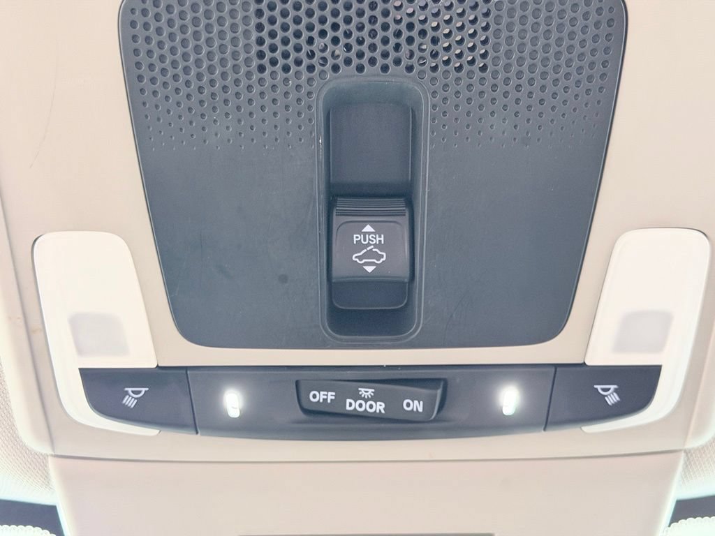 Used 2022 Honda Civic EX image 49