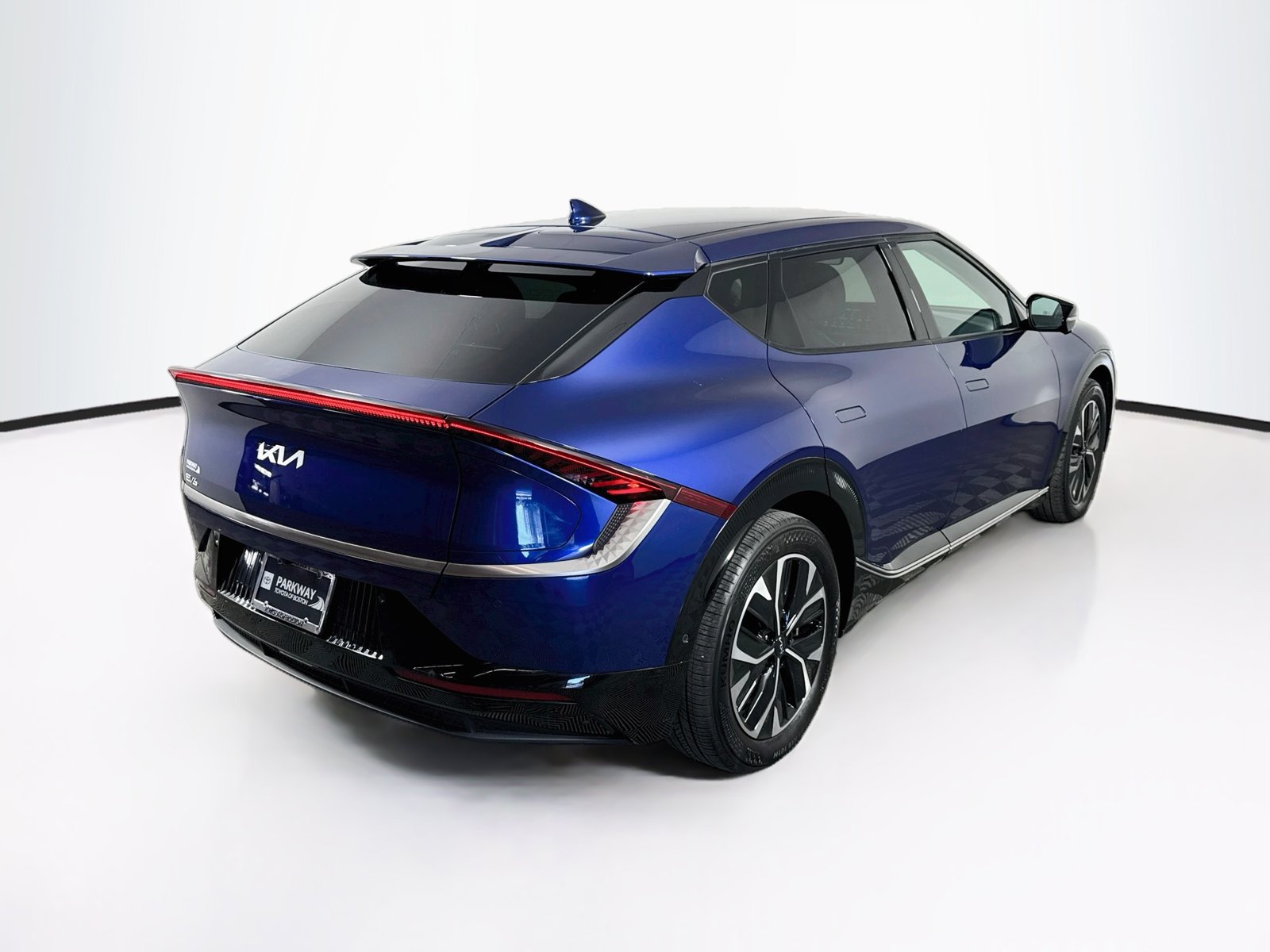Used 2023 Kia EV6 Wind w/ Wind Technology Package AWD/4WD image 7