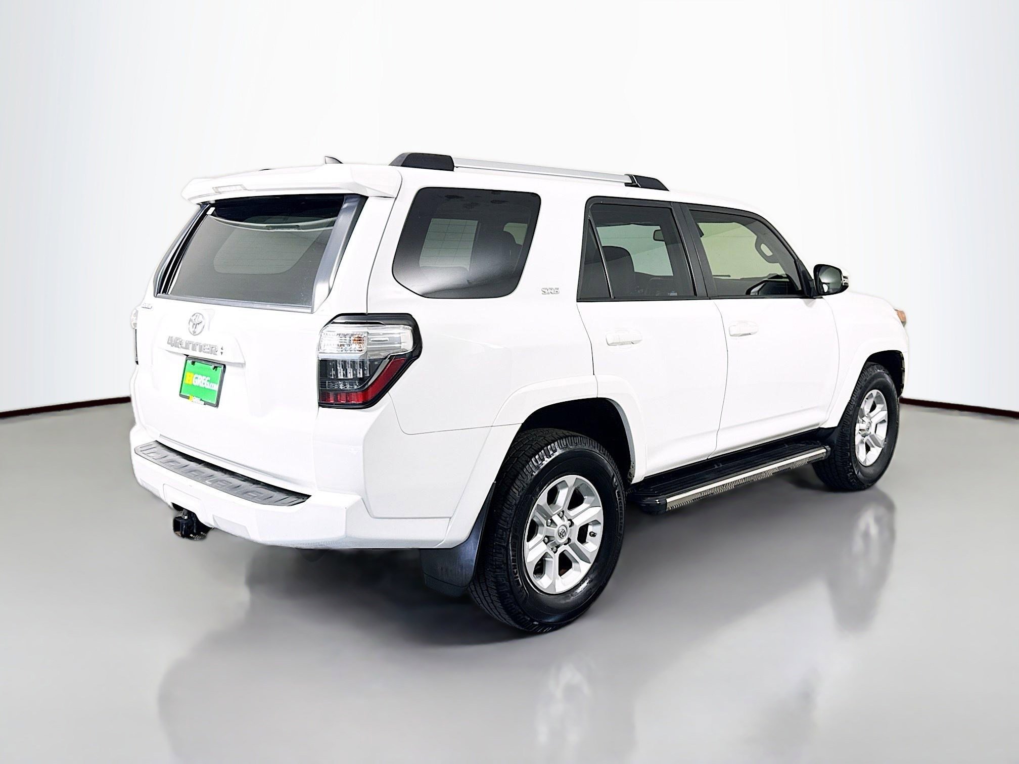 Used 2021 Toyota 4Runner SR5 Premium w/ Moonroof Package RWD image 10