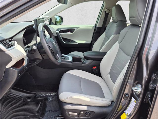 Used 2023 Toyota RAV4 Limited AWD/4WD image 16