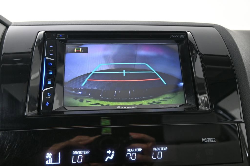 Used 2016 Toyota Sequoia SR5 AWD/4WD image 28