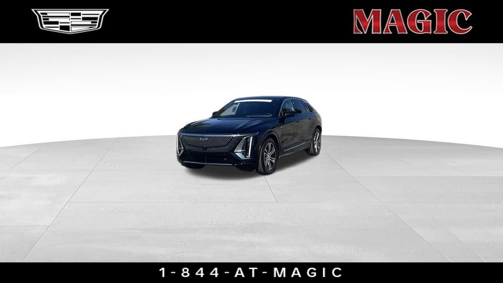 Certified 2024 Cadillac Lyriq Luxury RWD image 1