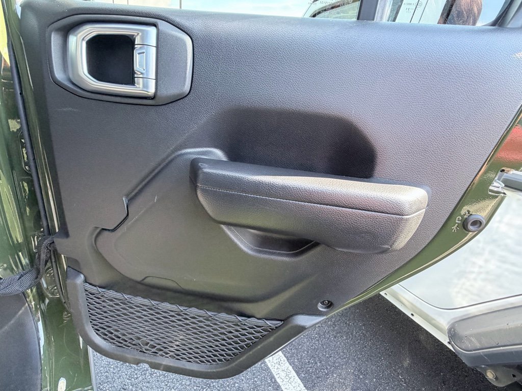 Used 2021 Jeep Gladiator Rubicon image 23