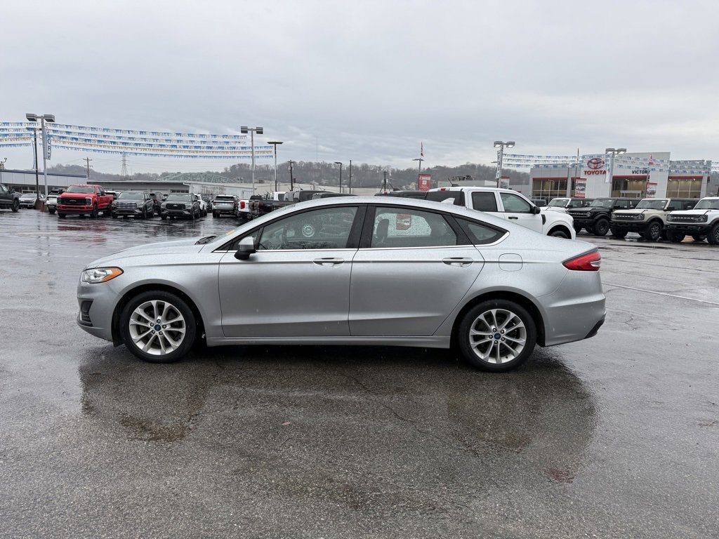 Used 2020 Ford Fusion SE image 6