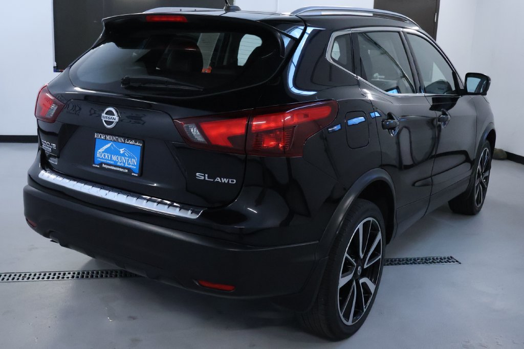 Used 2018 Nissan Rogue Sport SL w/ SL Premium Package AWD/4WD image 8