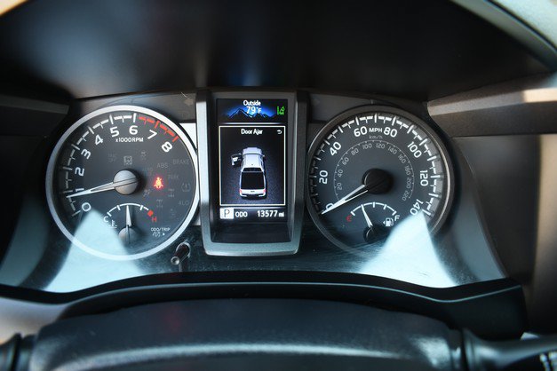 Certified 2023 Toyota Tacoma TRD Sport w/ Advanced Technology Package AWD/4WD image 31