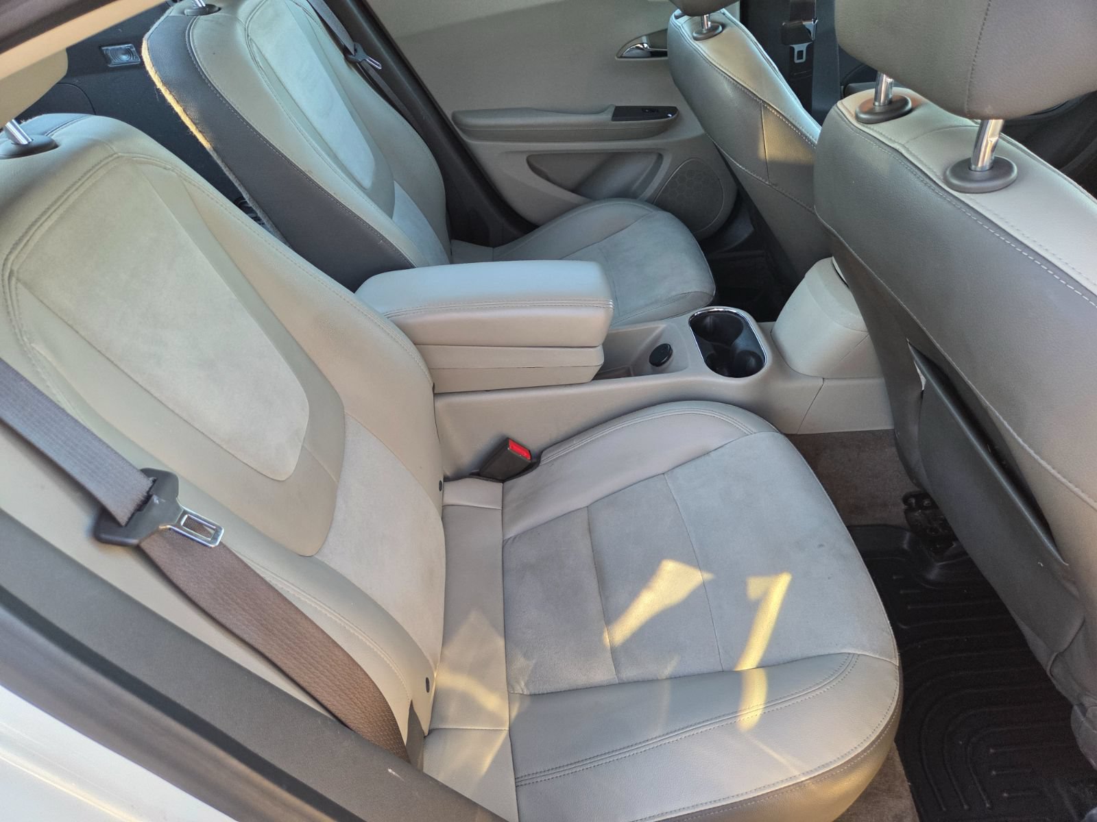 Used 2013 Chevrolet Volt Premium w/ Premium Trim Package FWD image 14