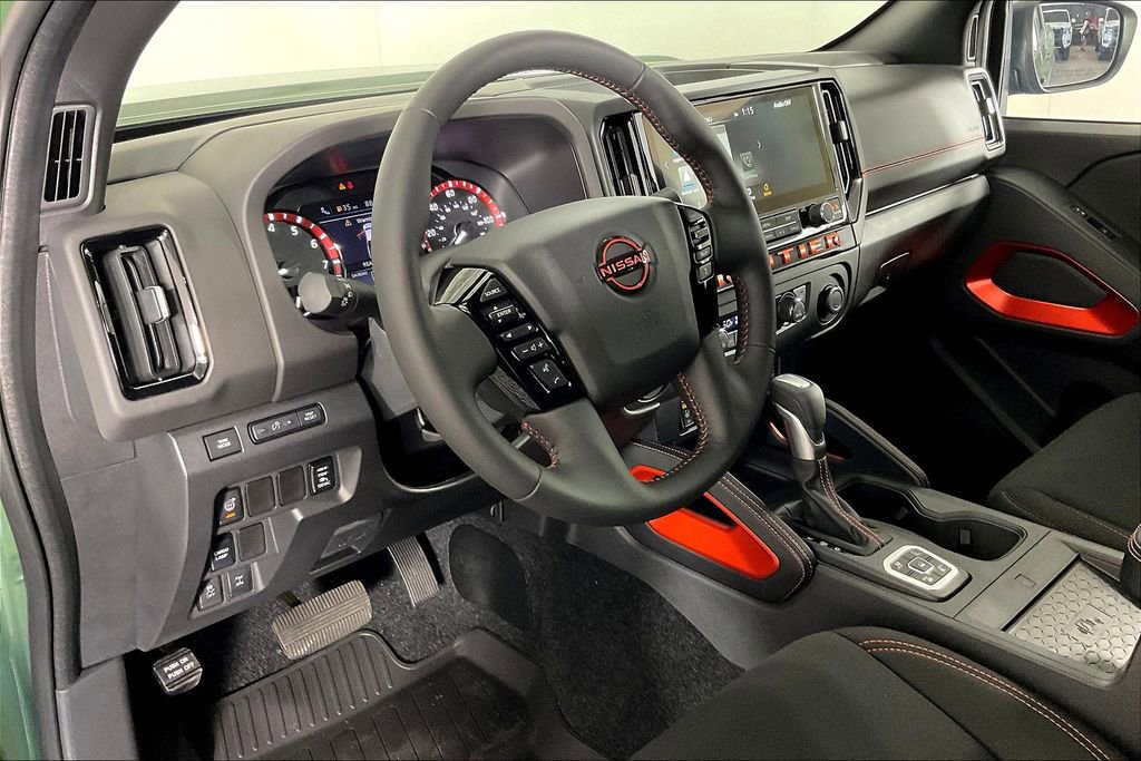 New 2026 Nissan Frontier PRO-4X w/ Pro-4x Convenience Package image 9