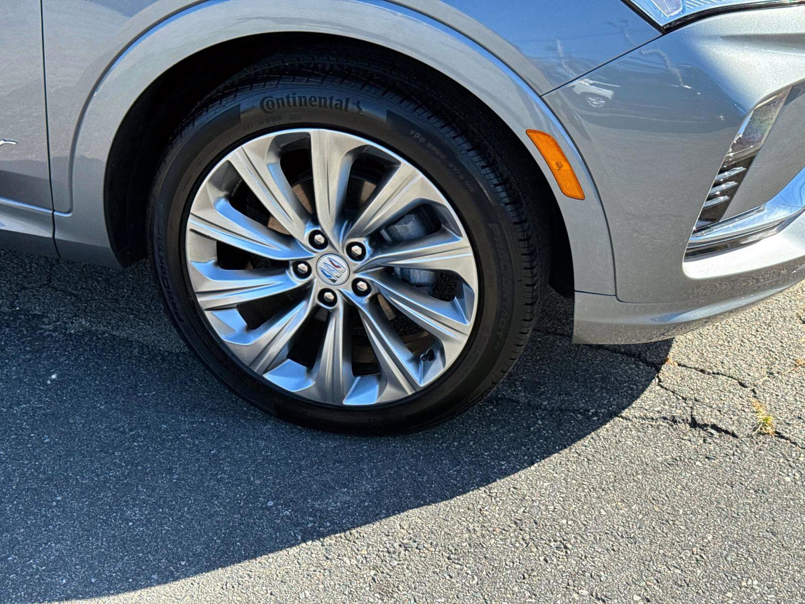 Certified 2025 Buick Envista Avenir image 5