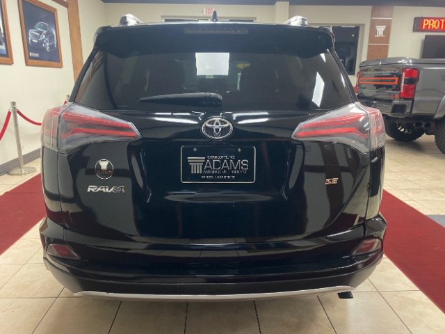 Used 2016 Toyota RAV4 SE FWD image 2