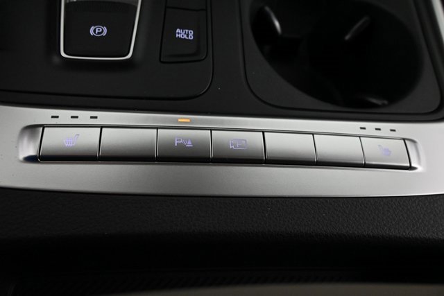 New 2026 Kia Carnival LXS image 24