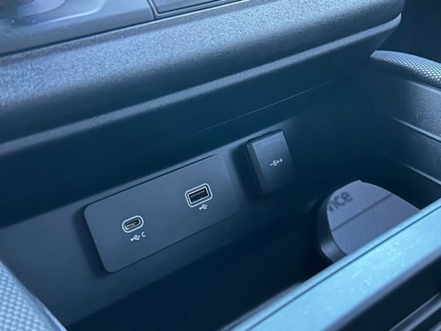 Used 2022 Land Rover Defender 90 V8 image 38