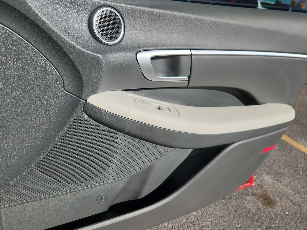 Used 2024 Hyundai Sonata SEL AWD/4WD image 15