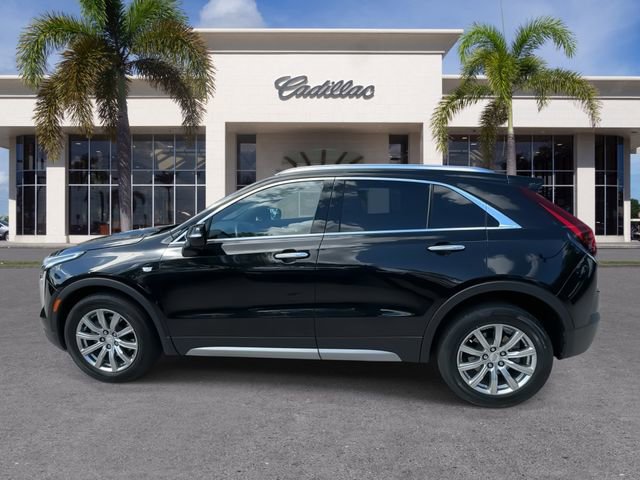 Certified 2023 Cadillac XT4 Premium Luxury w/ Enhanced Visibility Package image 9