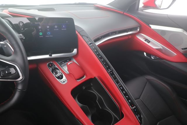 Used 2022 Chevrolet Corvette Stingray Premium Cpe w/ Z51 Performance Package RWD image 24