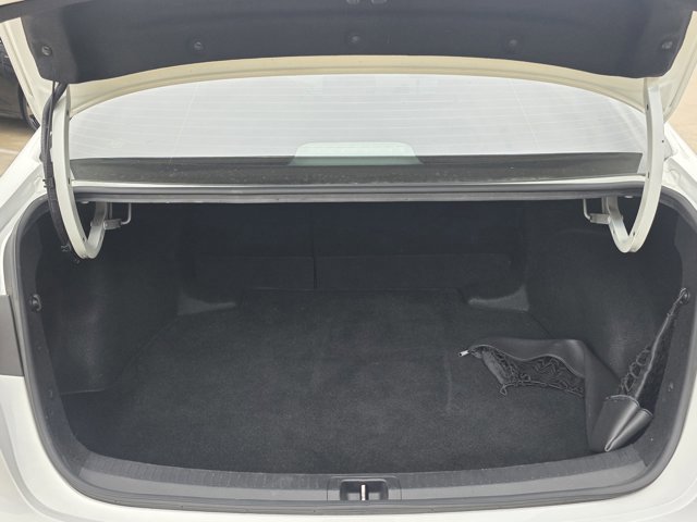 Used 2020 Toyota Corolla SE w/ SE Premium Package FWD image 21