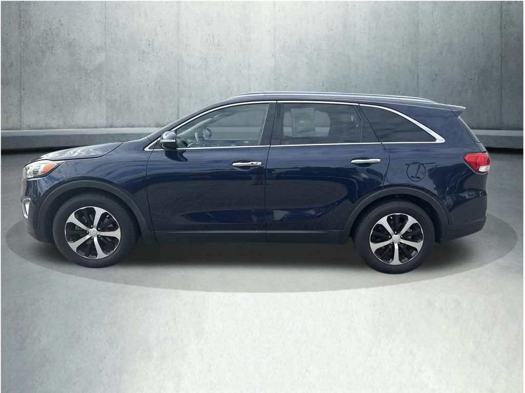 Used 2018 Kia Sorento EX FWD image 2