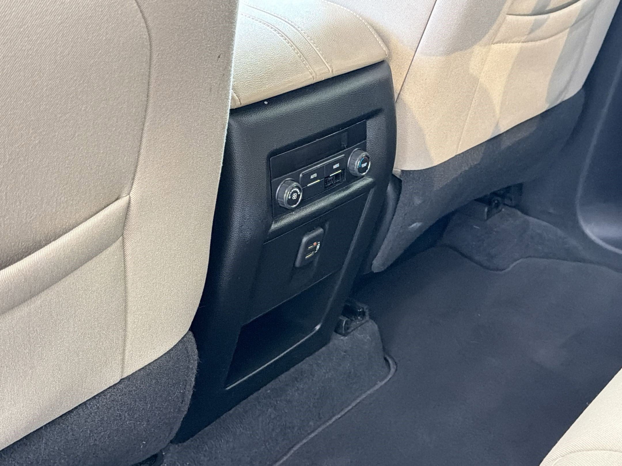 Used 2023 Chevrolet Traverse LS w/ Safety Package FWD image 33