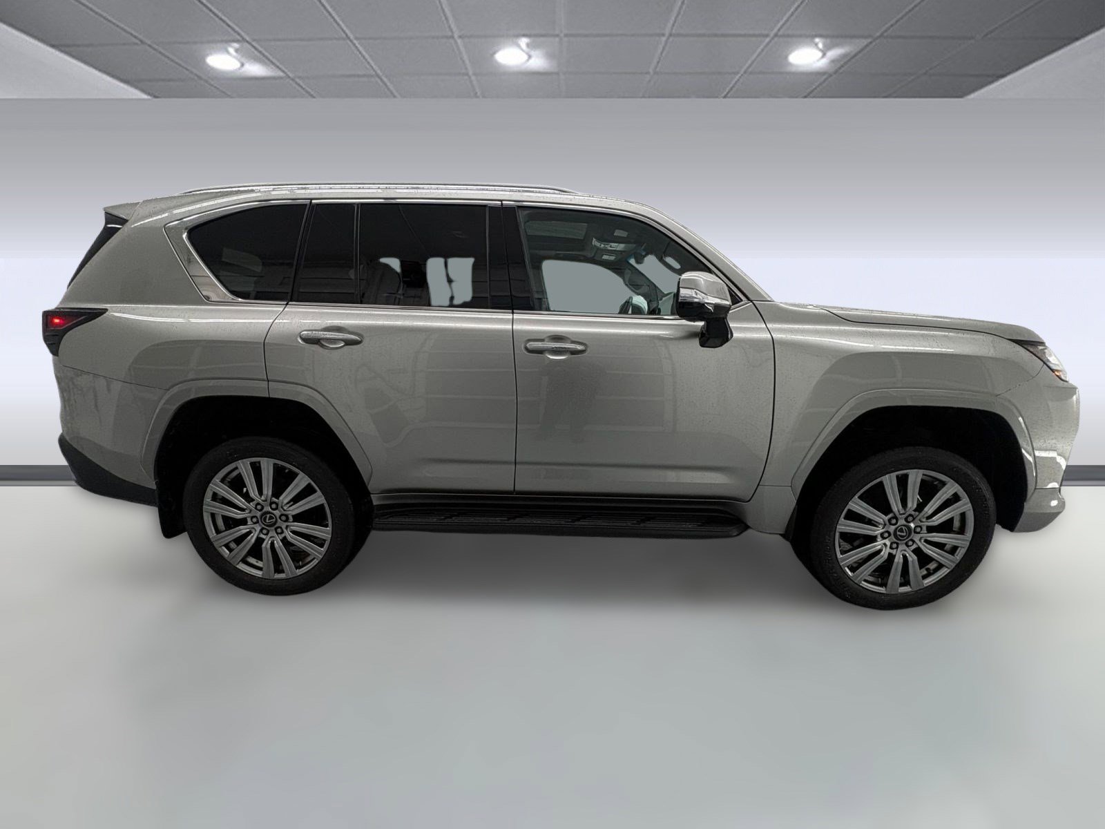 Used 2022 Lexus LX 600 4WD w/ Ultra Luxury Package image 7