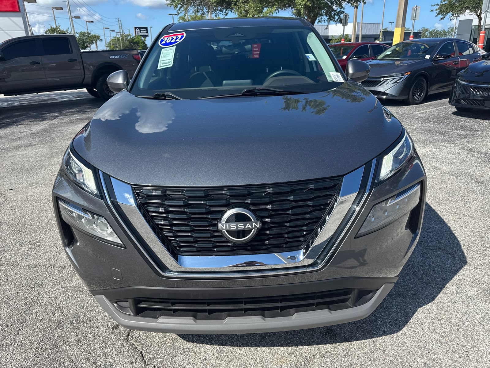 Certified 2022 Nissan Rogue SV FWD image 5