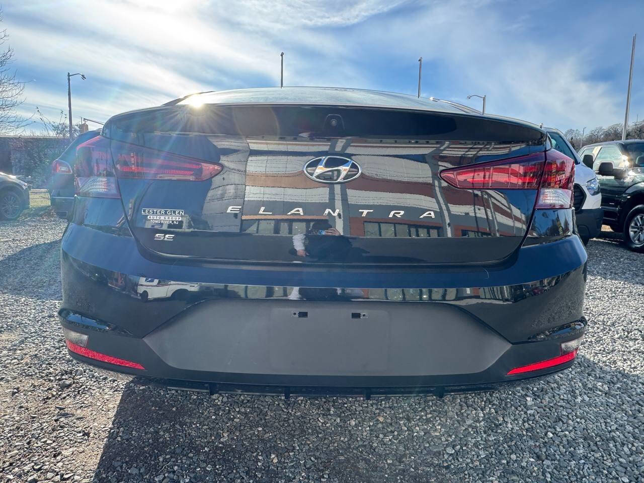 Used 2020 Hyundai Elantra SE image 6