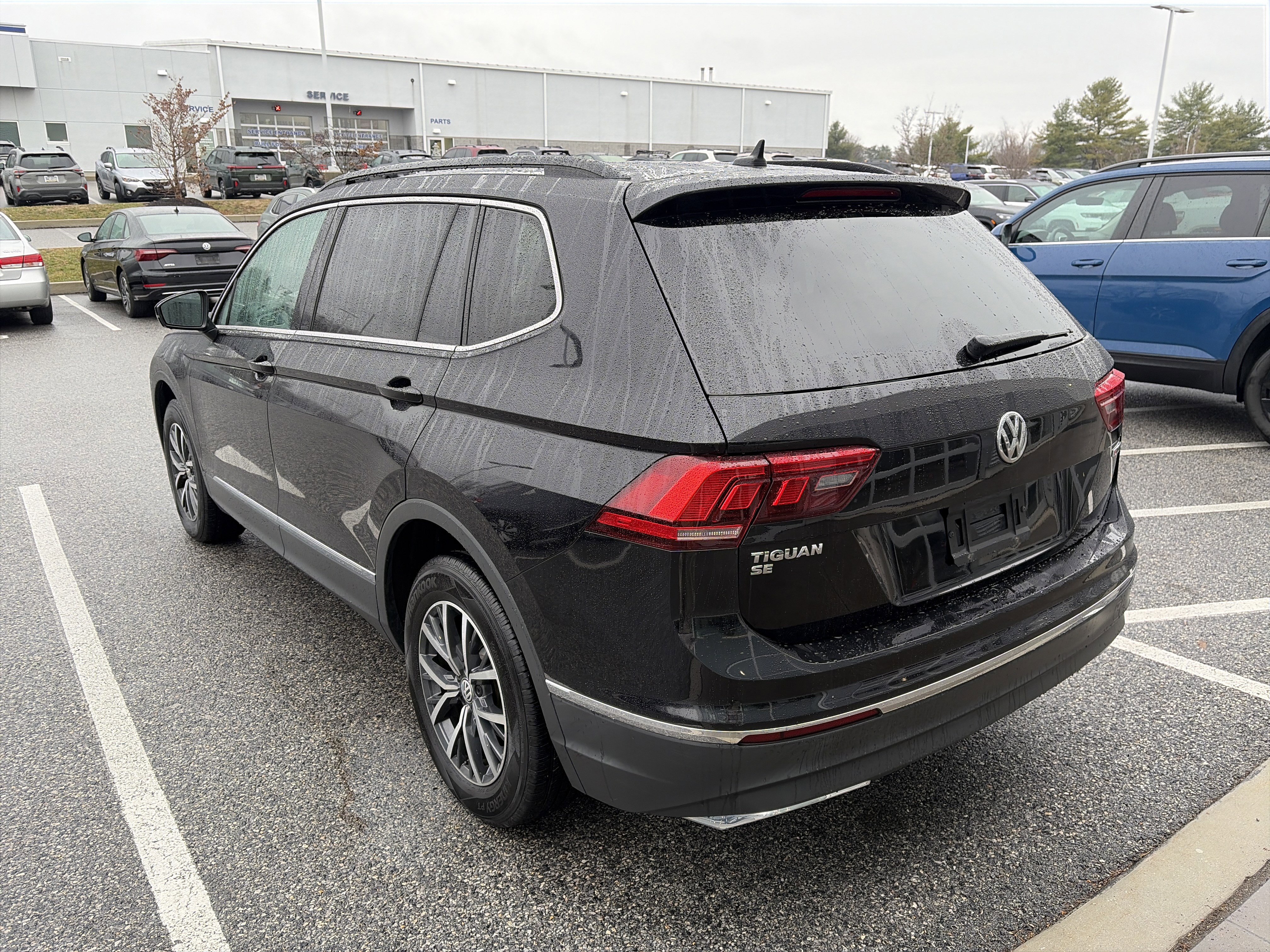 Used 2020 Volkswagen Tiguan SE image 6