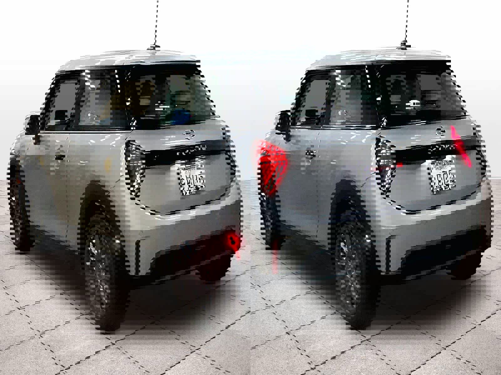 Used 2025 MINI Cooper 2-Door Hardtop image 14