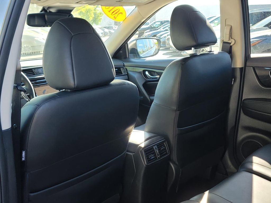 Used 2018 Nissan Rogue SL w/ Premium Package AWD/4WD image 15