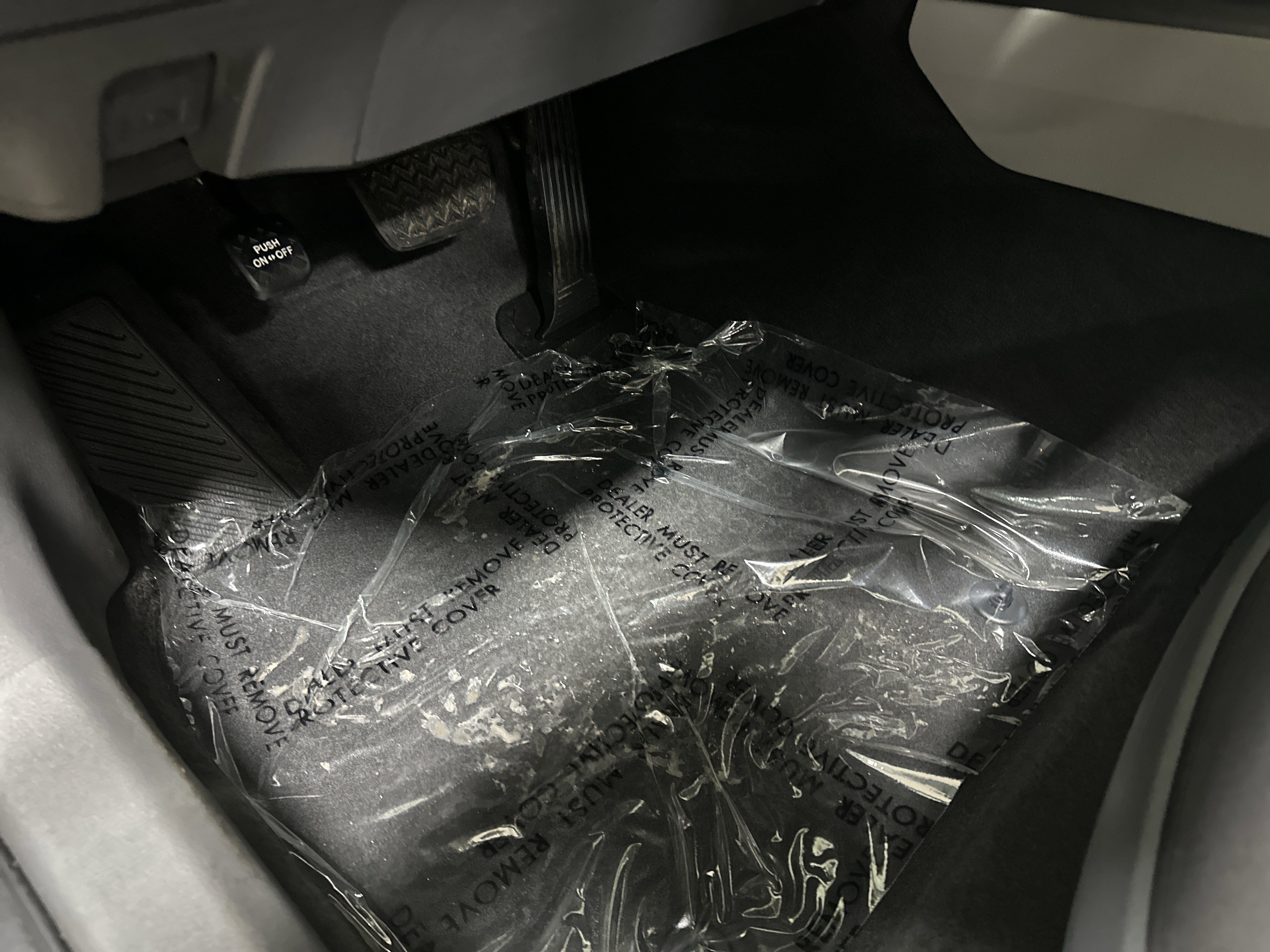 Used 2019 Toyota Camry LE image 17