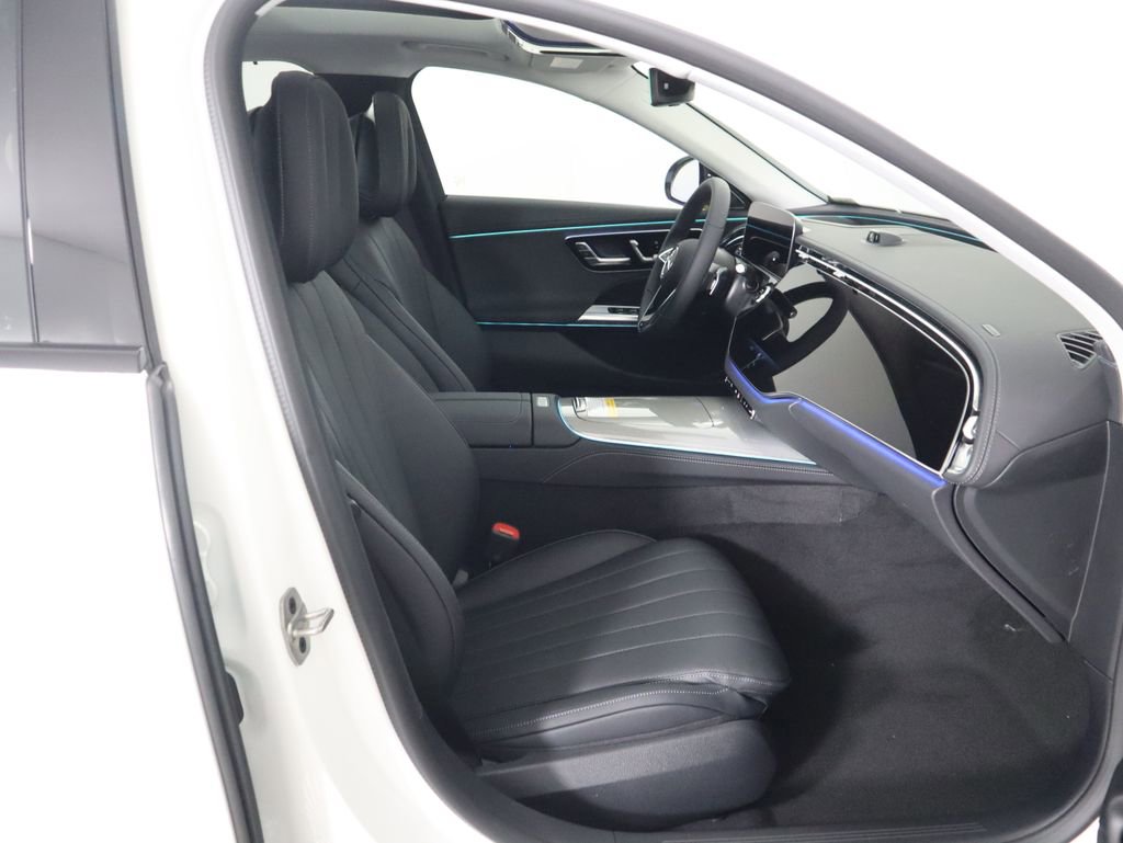 New 2026 Mercedes-Benz E 450 4MATIC Sedan image 22