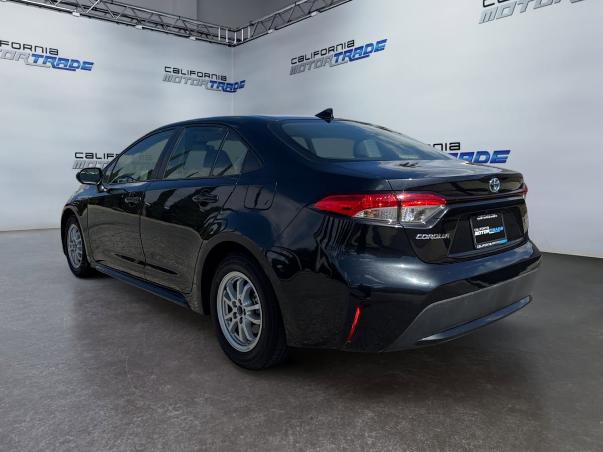 Used 2022 Toyota Corolla LE FWD image 7