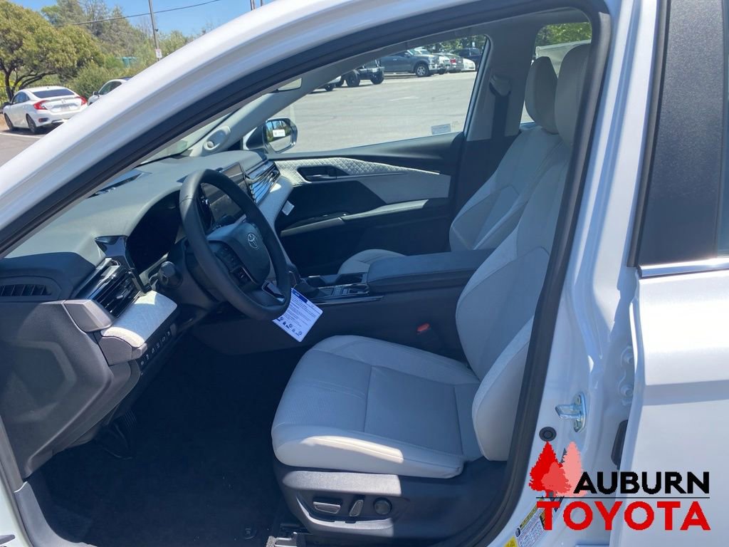 New 2026 Toyota Camry XLE AWD/4WD image 26