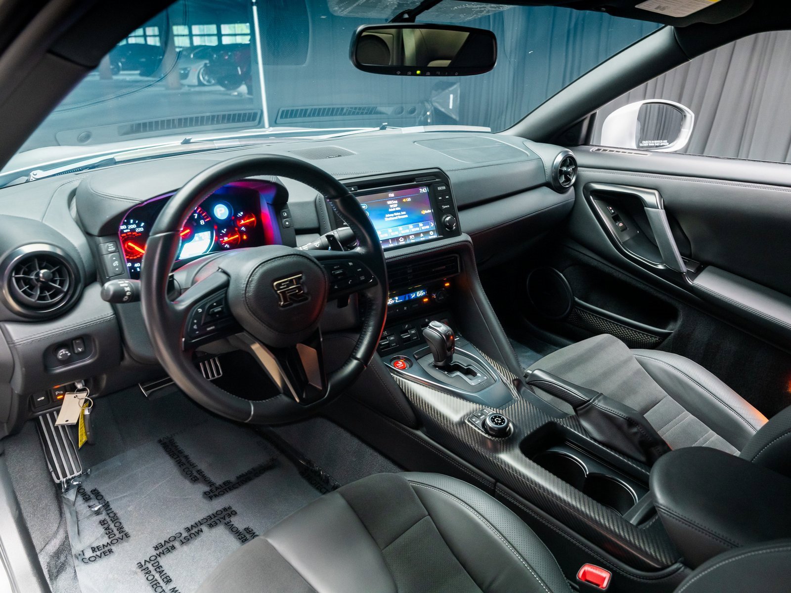 Used 2024 Nissan GT-R Premium w/ Floor Mat Package image 5
