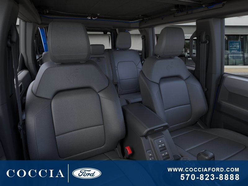 New 2025 Ford Bronco Big Bend w/ Black Diamond Package AWD/4WD image 10