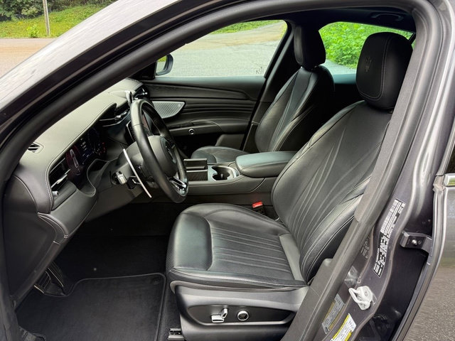 Used 2023 Maserati Grecale GT AWD/4WD image 11