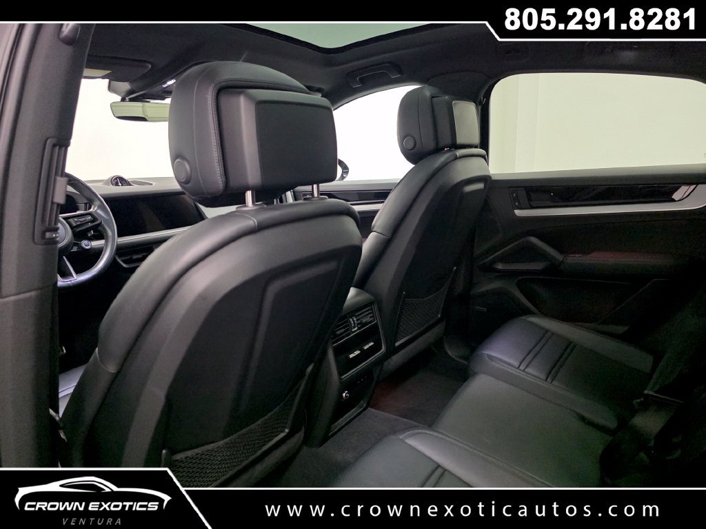 Used 2024 Porsche Cayenne S AWD/4WD image 20