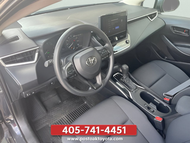 Used 2025 Toyota Corolla LE FWD image 10
