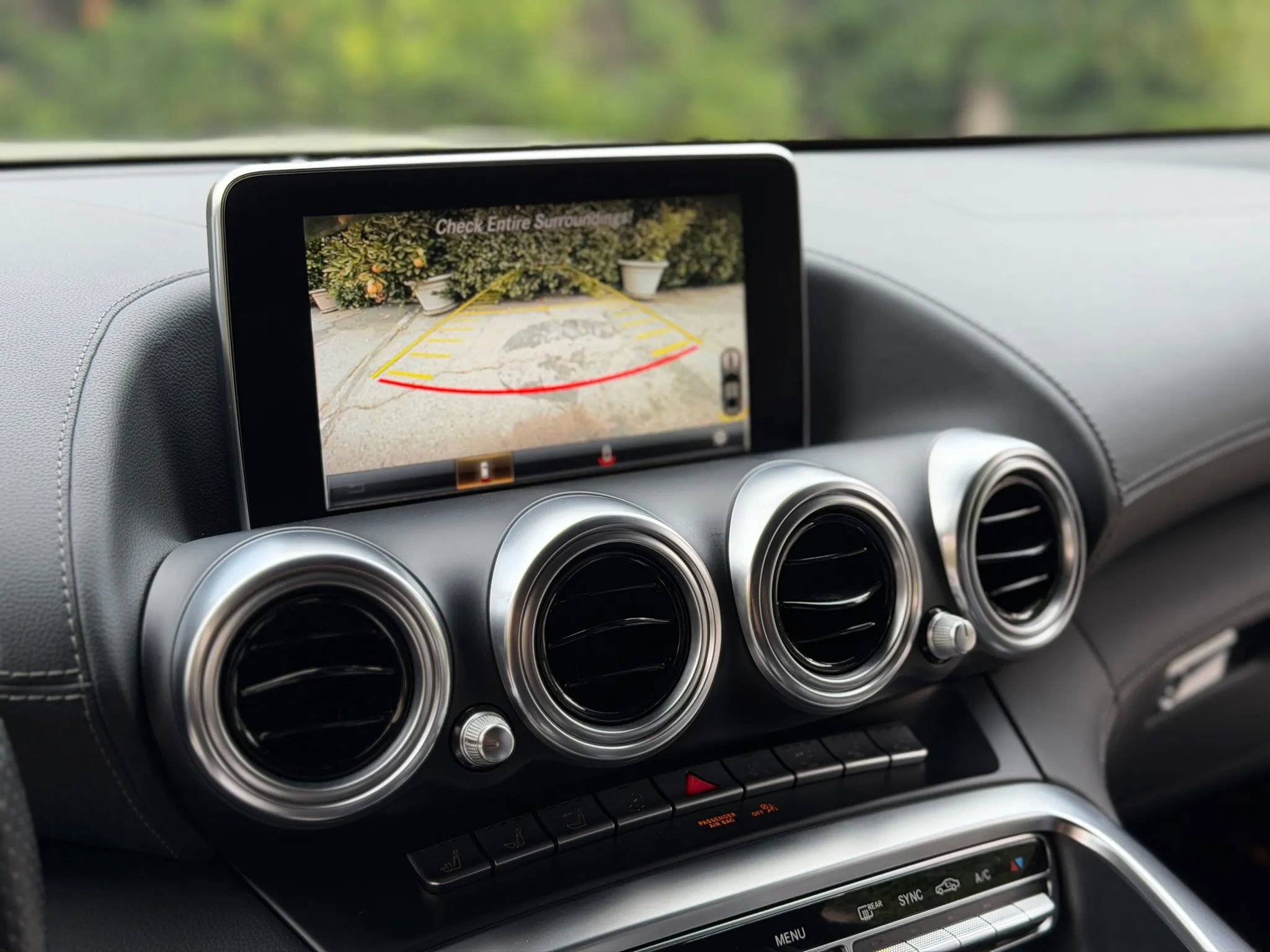 Used 2018 Mercedes-Benz AMG GT Roadster image 34