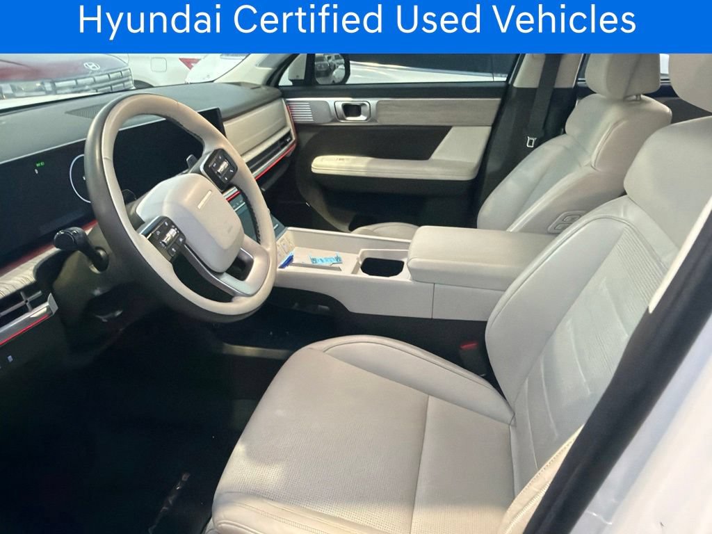 Used 2025 Hyundai Santa Fe Calligraphy FWD image 7