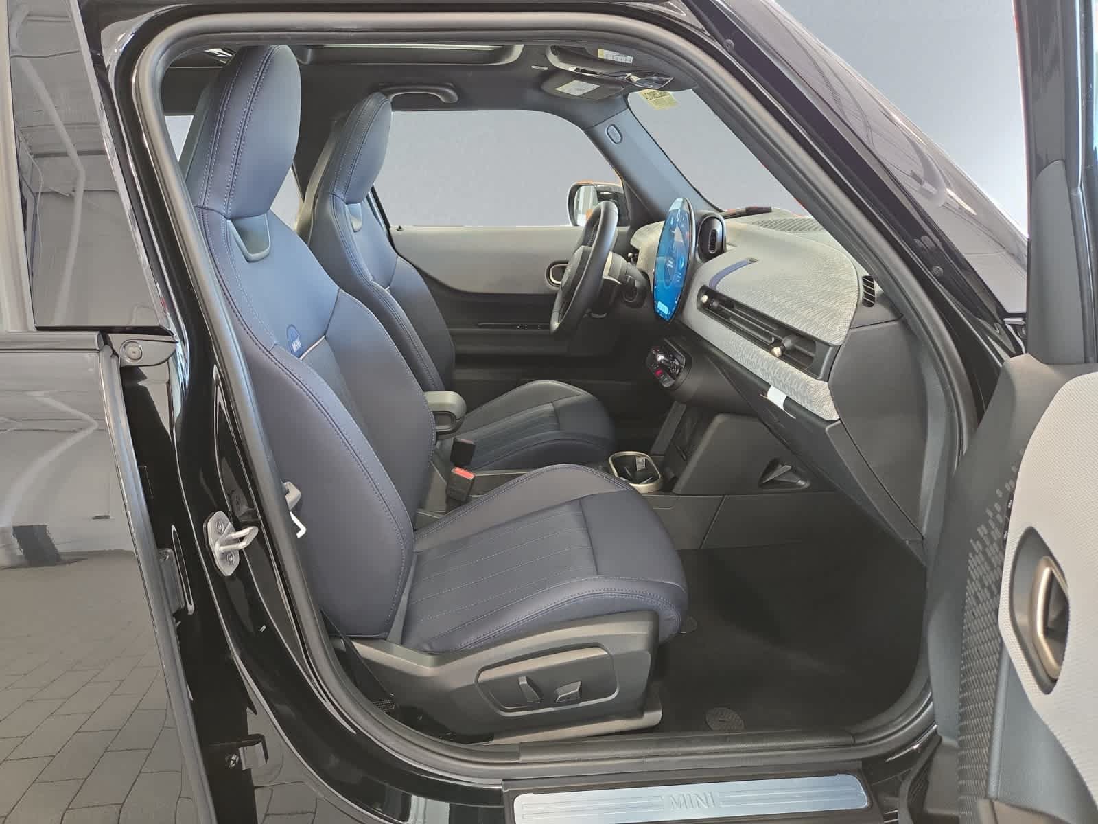 Used 2025 MINI Cooper S FWD image 20