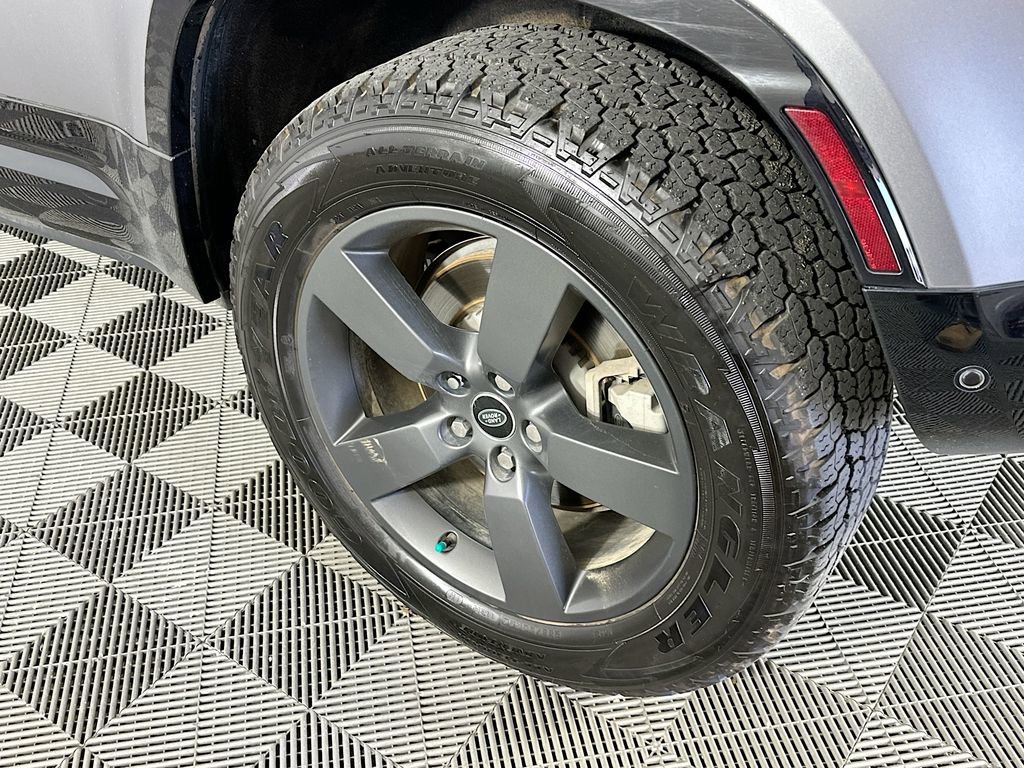 Used 2022 Land Rover Defender 110 X-Dynamic SE image 40