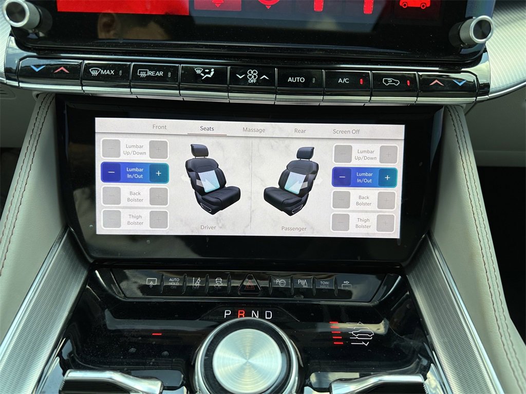 New 2023 Jeep Grand Wagoneer 4WD w/ Flexible Seating Group image 32