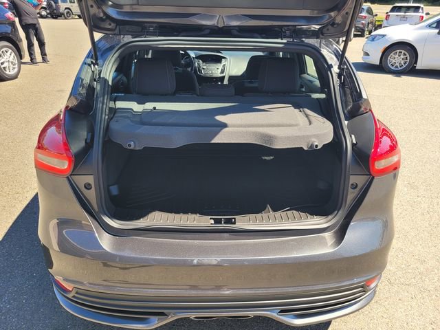 Used 2016 Ford Focus ST image 8