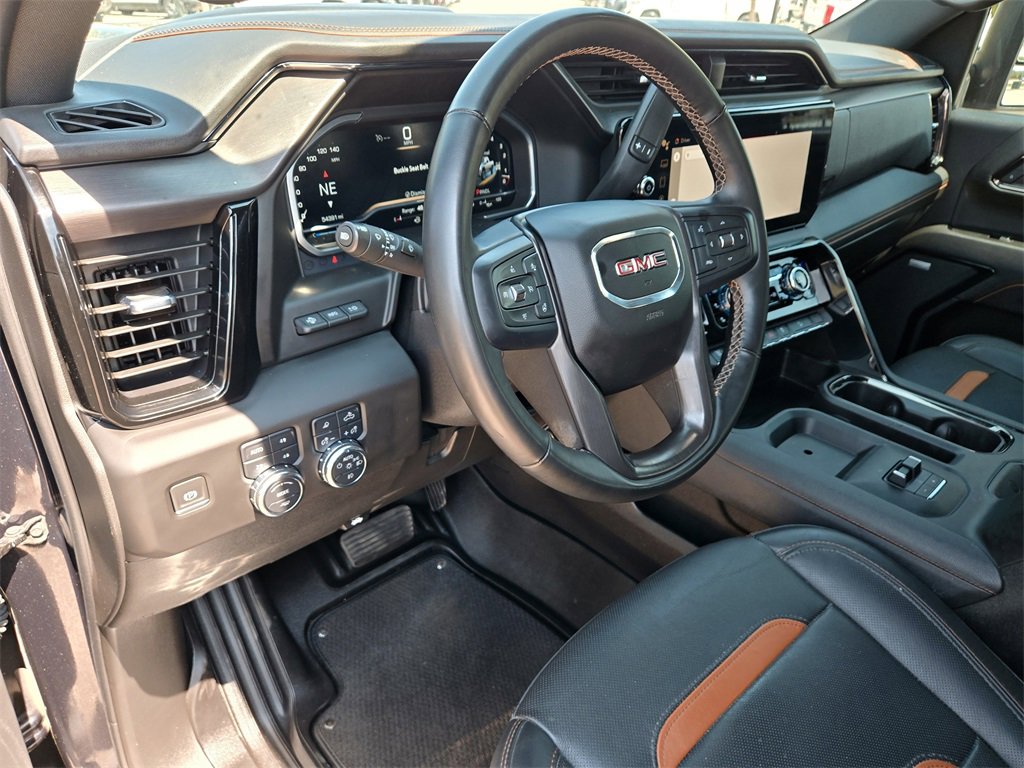 Used 2024 GMC Sierra 2500 AT4 w/ AT4 Premium Plus Package image 11