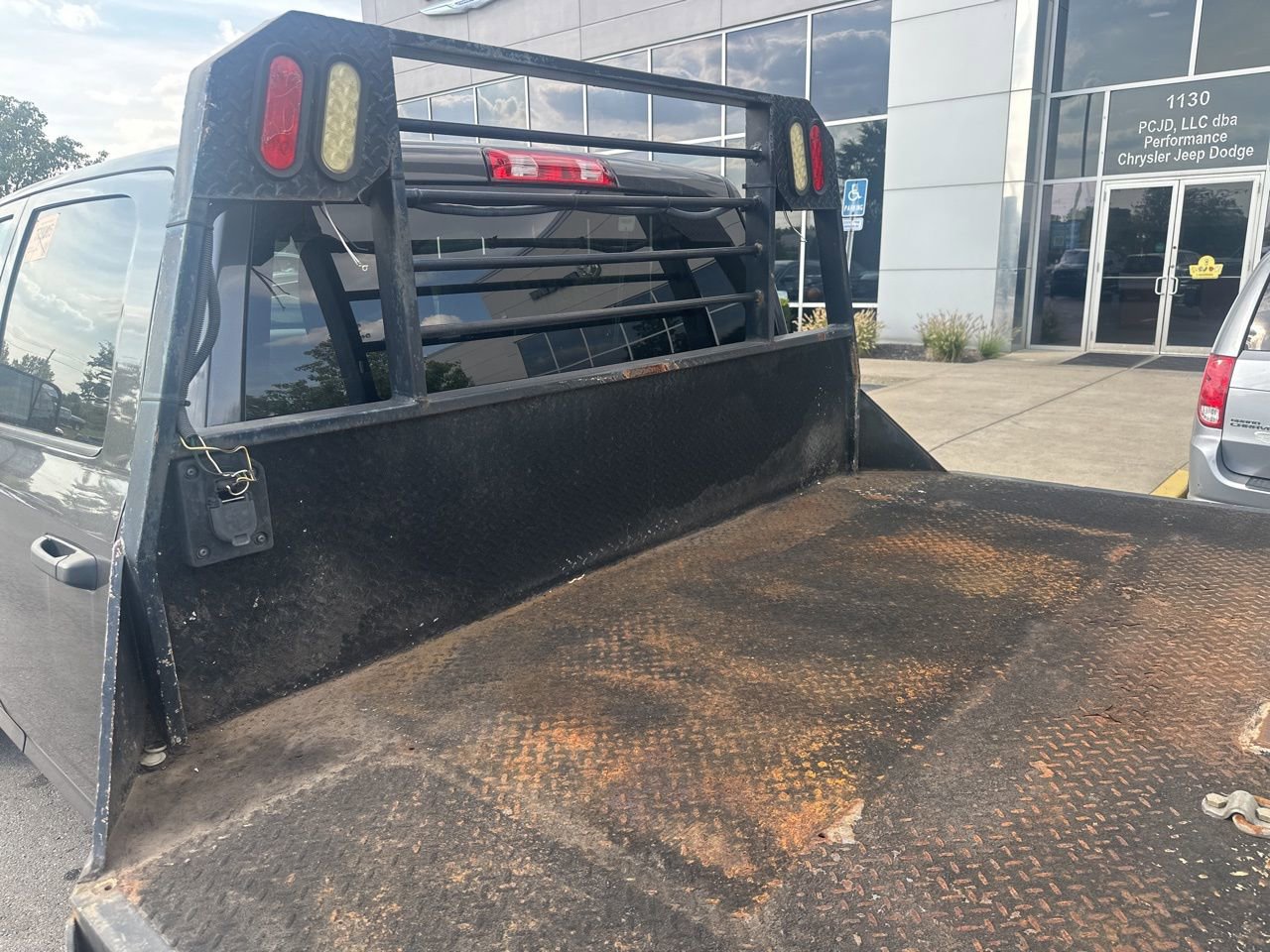 Used 2020 RAM 3500 Tradesman w/ Chrome Appearance Group image 12