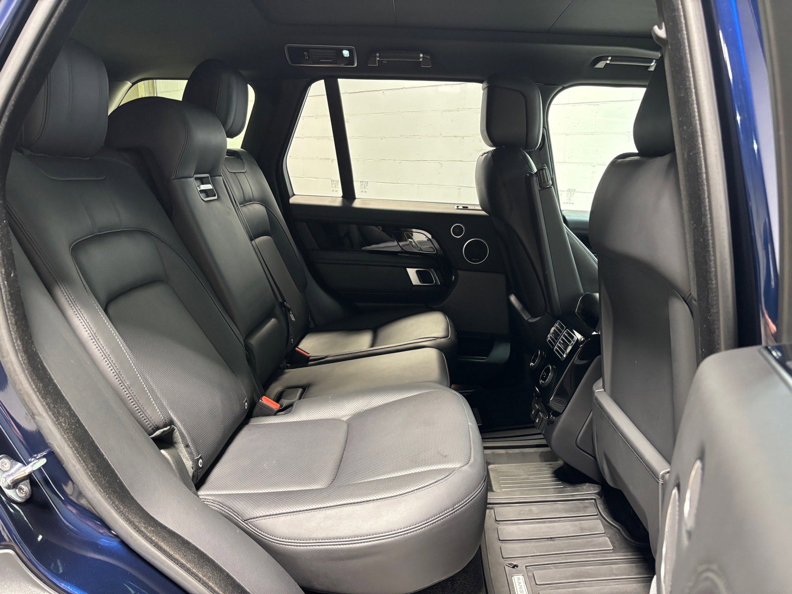 Used 2021 Land Rover Range Rover Westminster Edition image 41