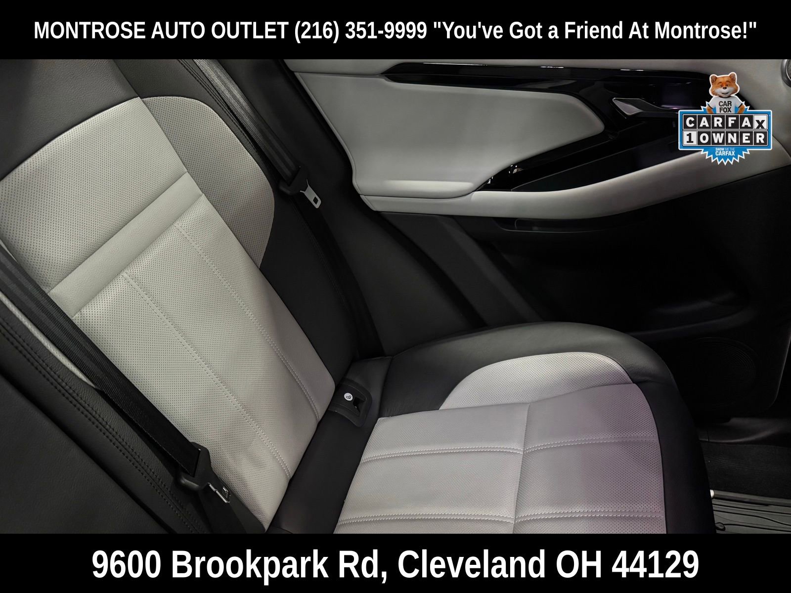 Used 2024 Land Rover Range Rover Evoque Dynamic SE image 31