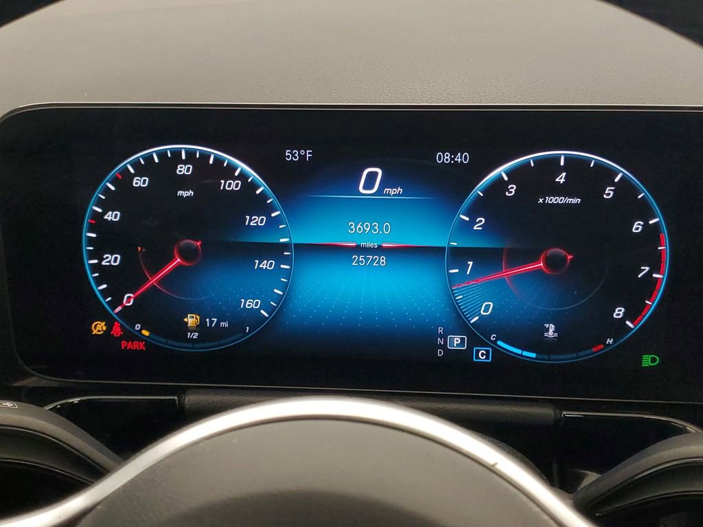 Used 2022 Mercedes-Benz GLA 250 4MATIC image 17