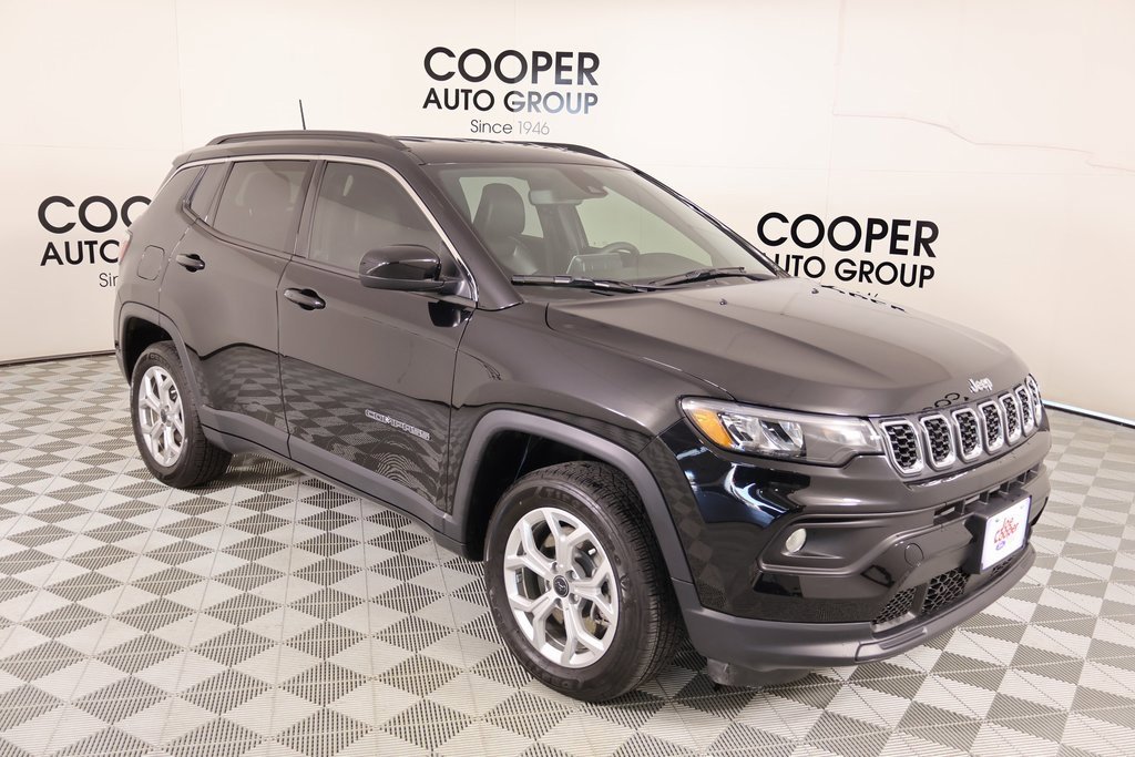 Used 2025 Jeep Compass Latitude